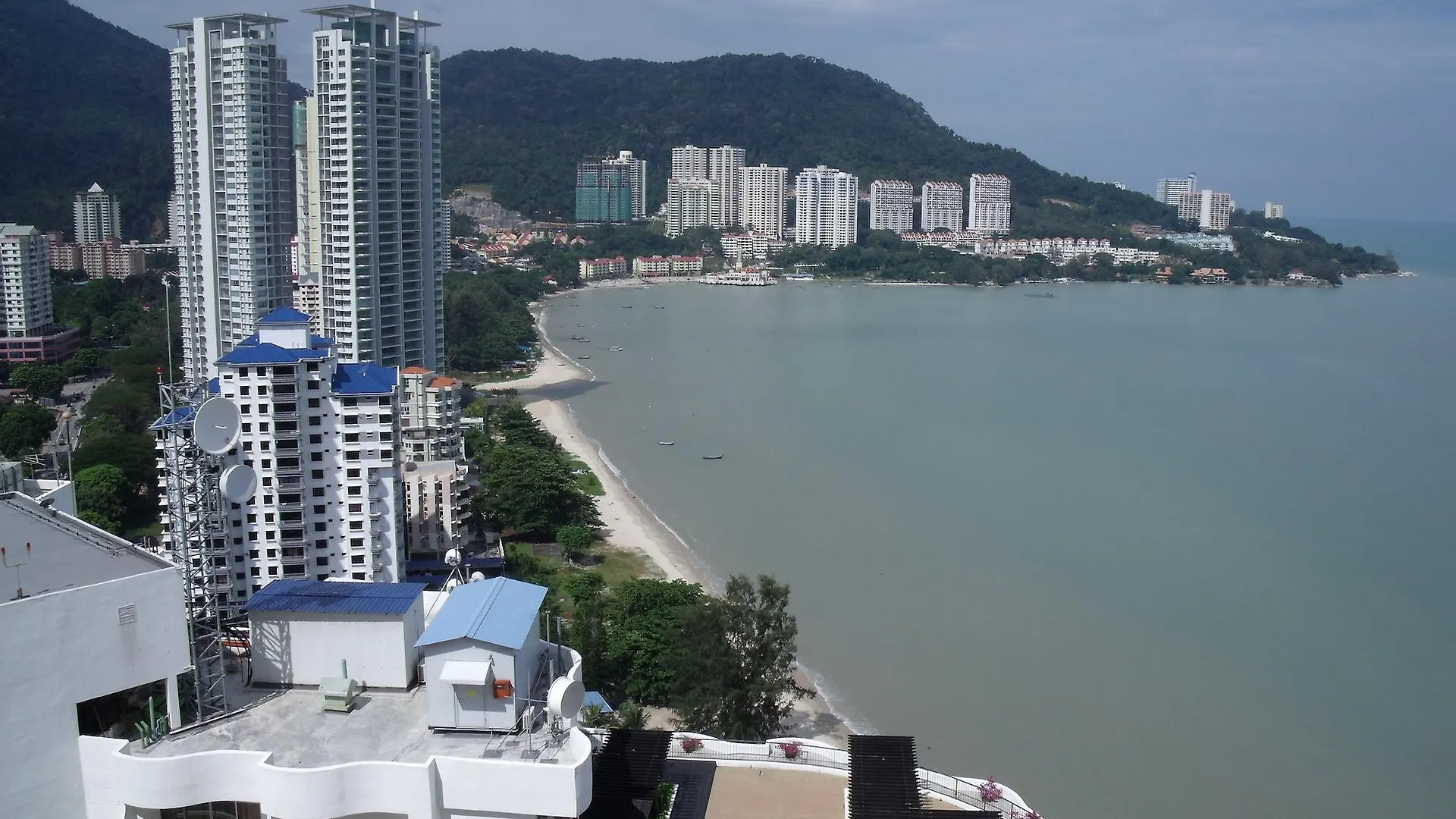 Rainbow Paradise Beach Resort Tanjung Bungah