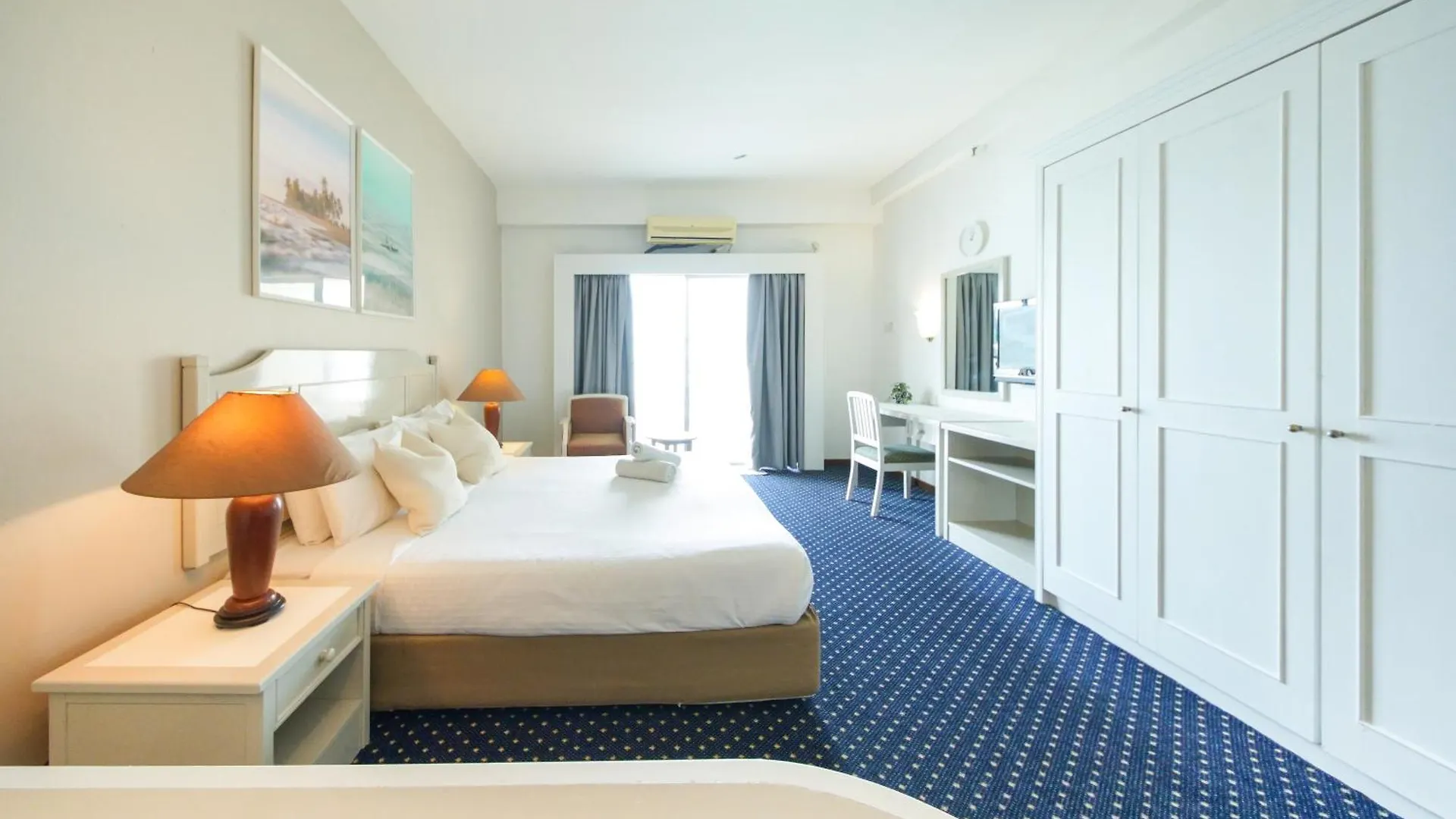 Rainbow Paradise Beach Resort Tanjung Bungah