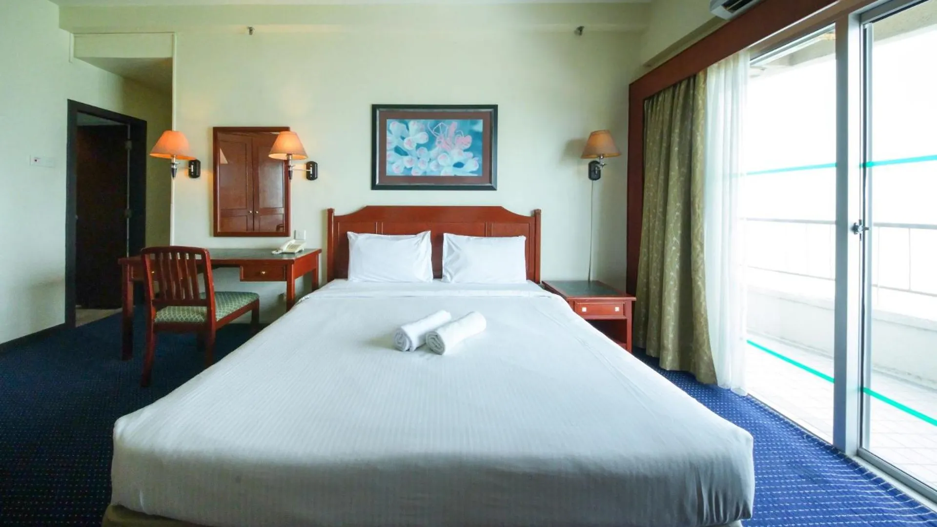 Rainbow Paradise Beach Resort Tanjung Bungah  4*, Tanjung Bungah (Penang) Ma­lay­sia