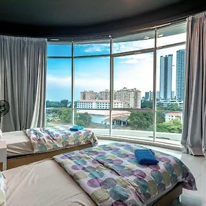 Cozy With Spectacular View Apartment